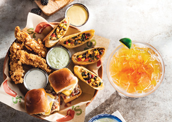 Triple dipper appetizer and drink from Chilis